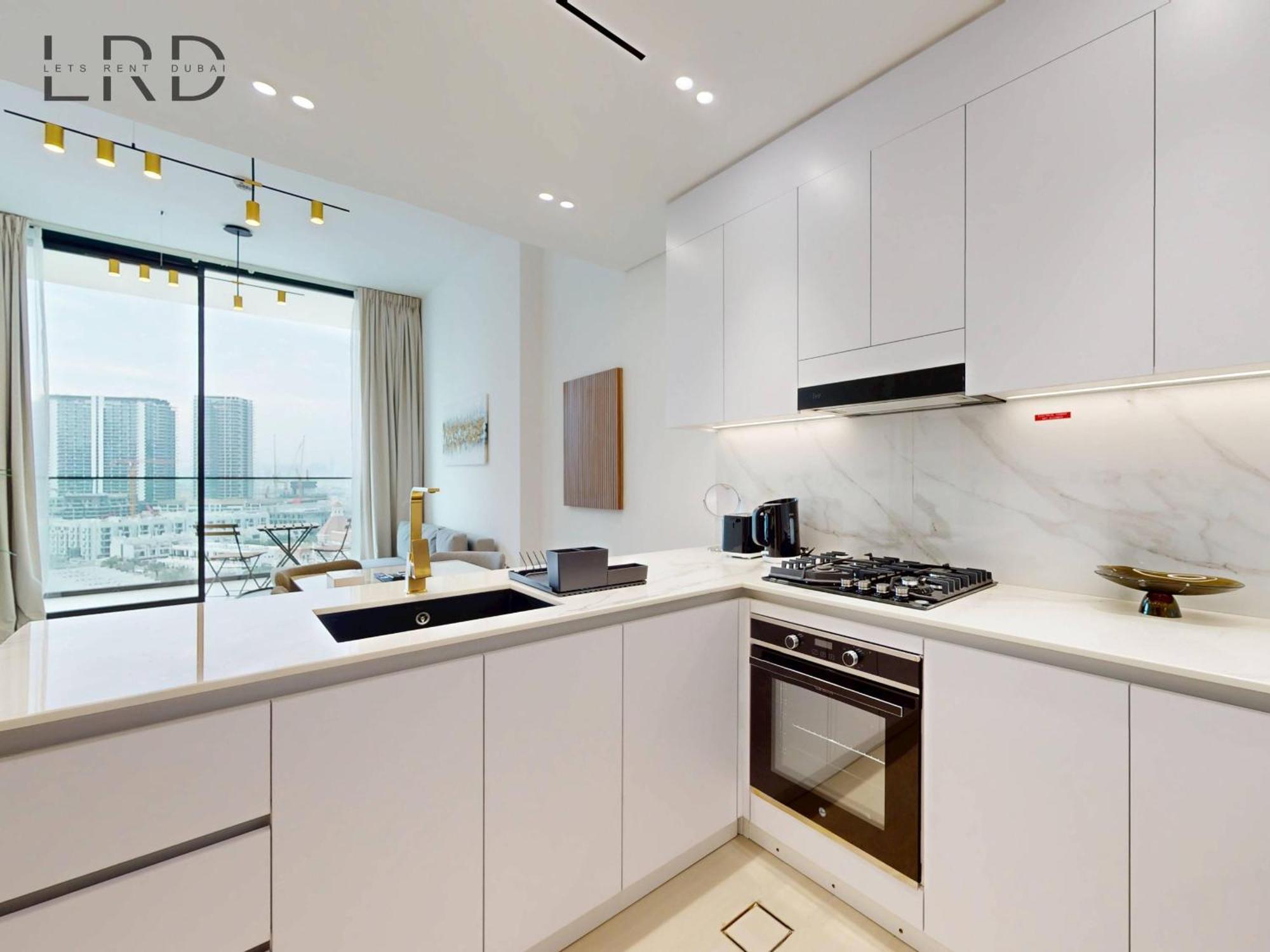 Brand New And Modern Smart 1br *